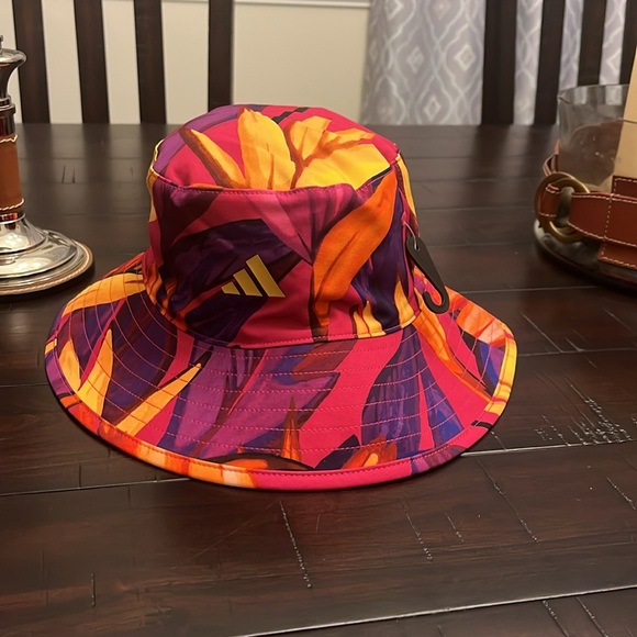 Adidas Farm Rio Premium Bucket Hat Cap Reversible new Women’s One Size OSFW